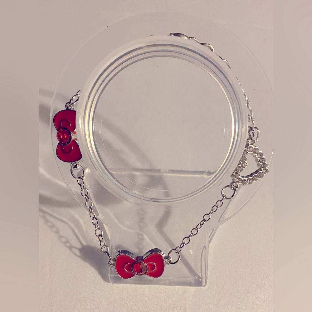 Bracelet, Rhinestones, Heart, bows, Silvertone, playful, Minnie Mouse​, NWOT - Picture 3 of 13